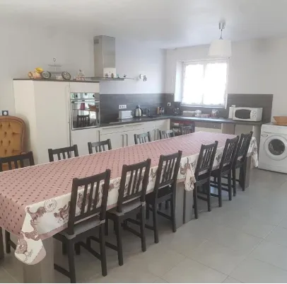 cuisisne commune chambres d'hotes à Neuvy-Saint-Sépulchreans l'Indre 36