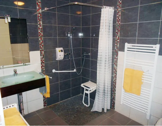 hebergement pour personne à mobilité réduite à Neuvy-Saint-Sépulchreans l'Indre 36